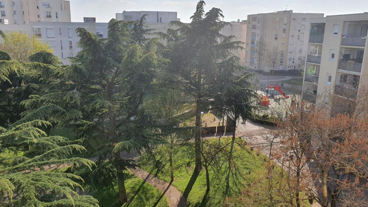 Dans Grand Appart De 113M2 Proche Paris Creil Exterior foto